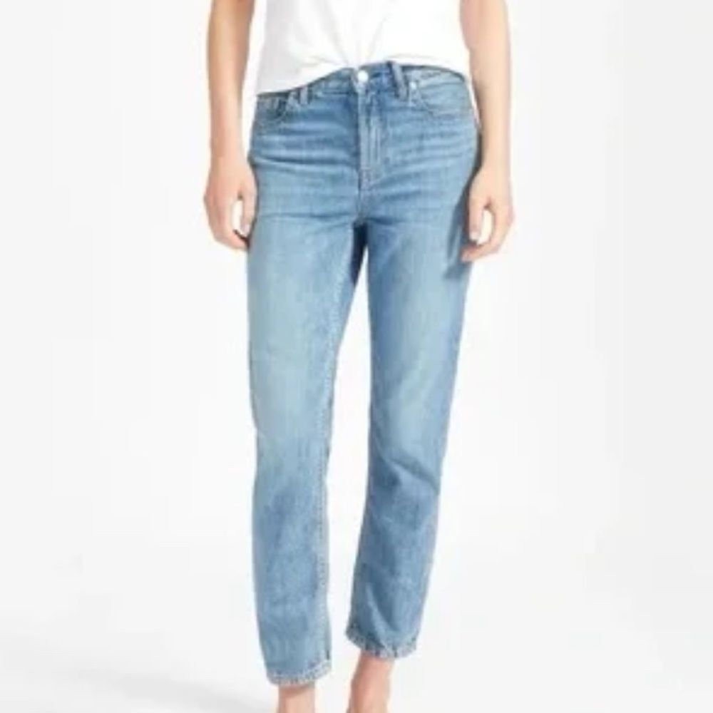 Everlane Light Wash Boyfriend Jeans Size 28